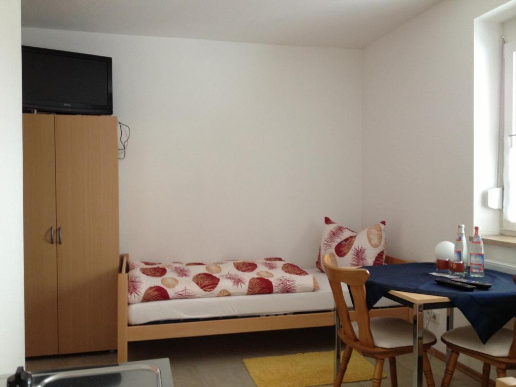 Pension Assmann Langenbruck Bilik gambar